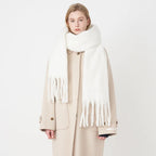 Catharina | Warme Winter Sjaal met Franje