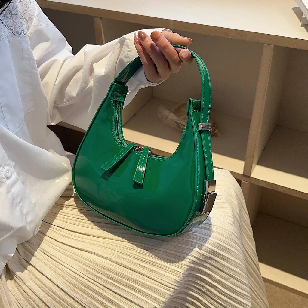 Variant image for Elegante Leren Hobo-Tas voor Dagelijks Gebruik – Ruim Ontwerp met Hoogwaardig Leer in Neutrale Kleur-9