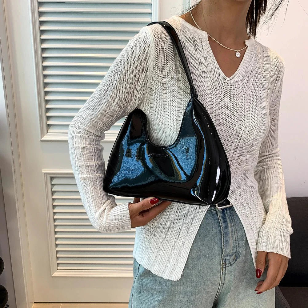 Elegante Leren Hobo-Tas voor Dagelijks Gebruik – Ruim Ontwerp met Hoogwaardig Leer in Neutrale Kleur-2